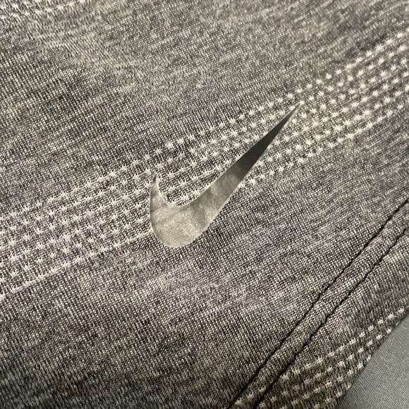 NIKE Dry Fit T-back Reflective Workout Top EUC! - Picture 2 of 7